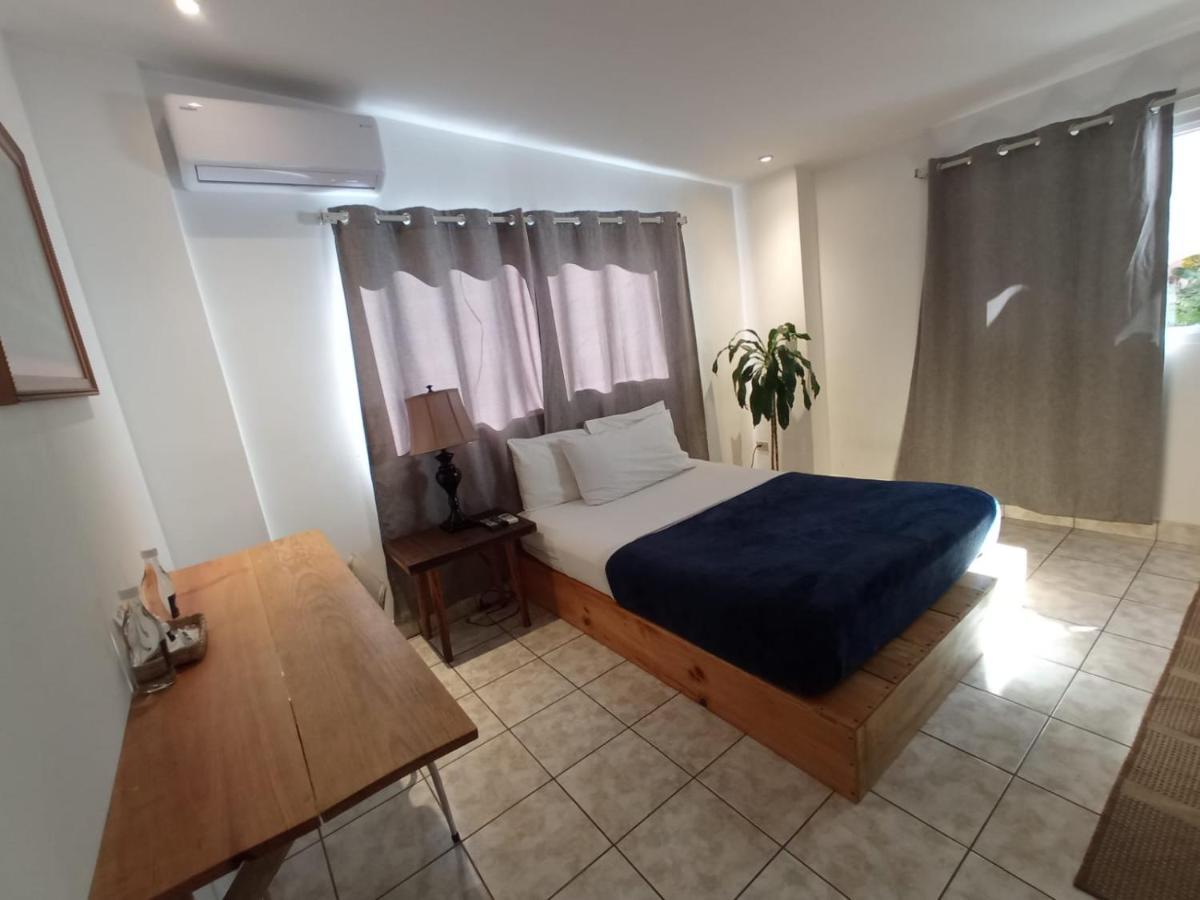 Cinco Hotel B&B San Salvador Kültér fotó